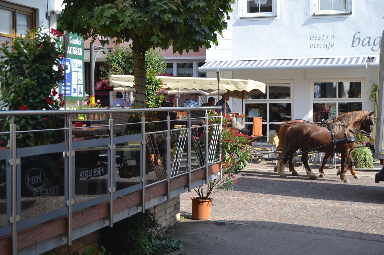 Hotel-Restaurant Straussen Harbourg Extérieur photo